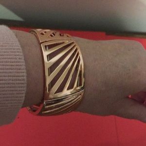 Gorgeous stretch bracelet jewelry
